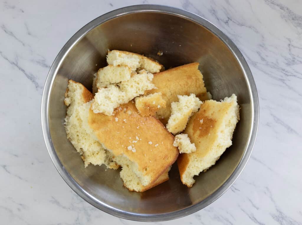 Crumble cake on a bowl.