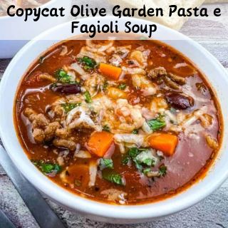 Copycat Olive Garden Pasta e Fagioli Soup square image.