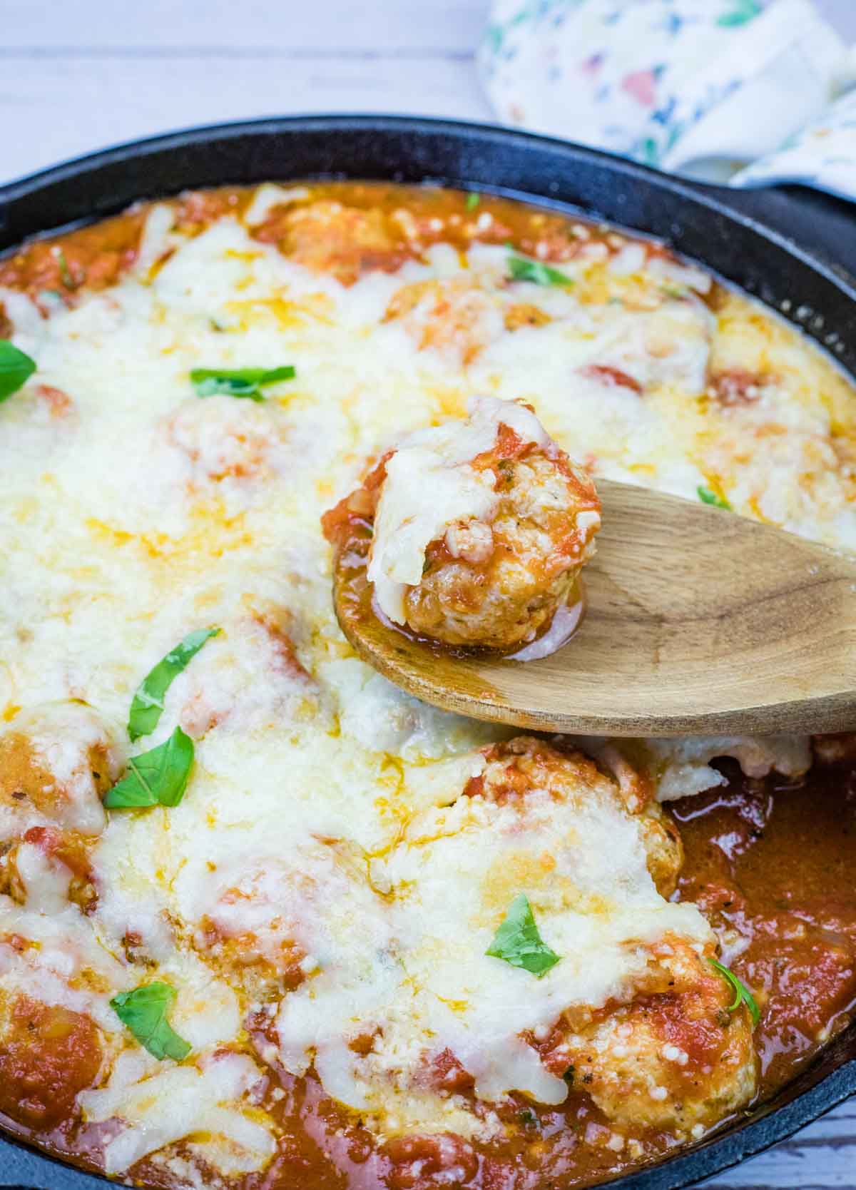 Skillet Chicken Parm Meatballs